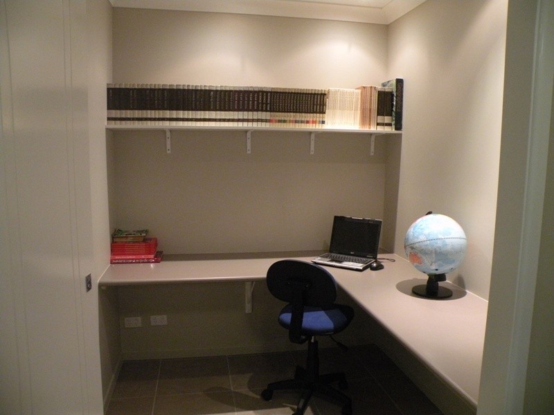 19 Gingham Street, Glenella QLD 4740