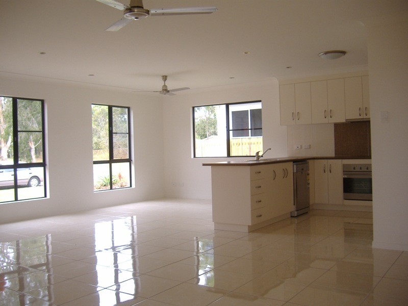 23 Osprey Close, Slade Point QLD 4740