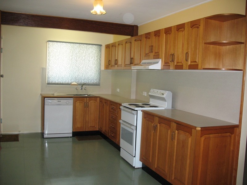 9 Cumberland Ave, Slade Point QLD 4740