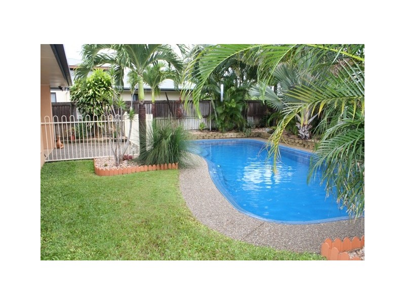 2 Mermaid Street, Shoal Point QLD 4750