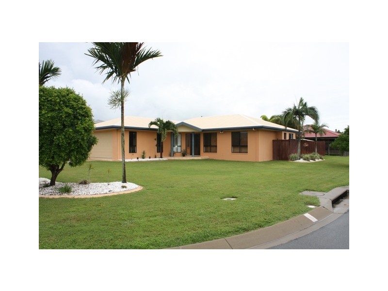 2 Mermaid Street, Shoal Point QLD 4750