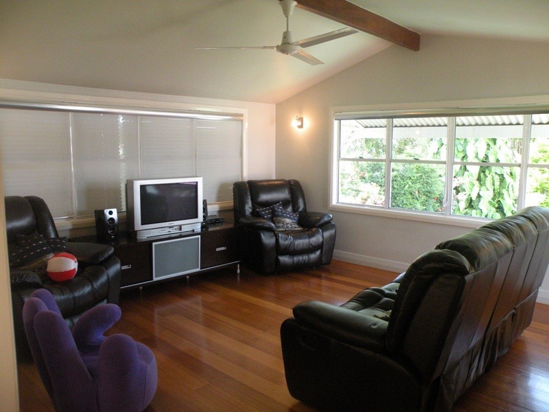 49 Holland Street, West Mackay QLD 4740