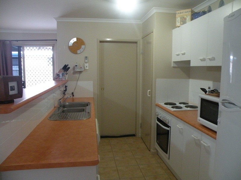 4 Bradco Avenue, Ooralea QLD 4740