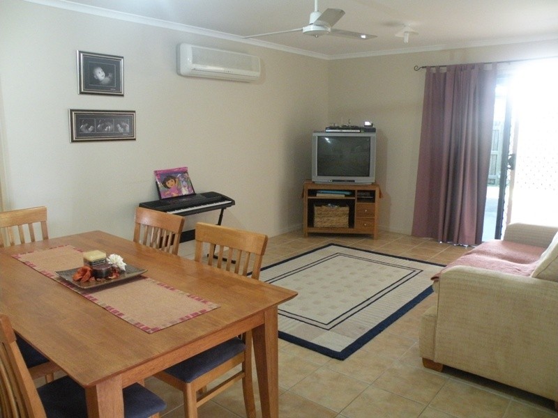 4 Bradco Avenue, Ooralea QLD 4740
