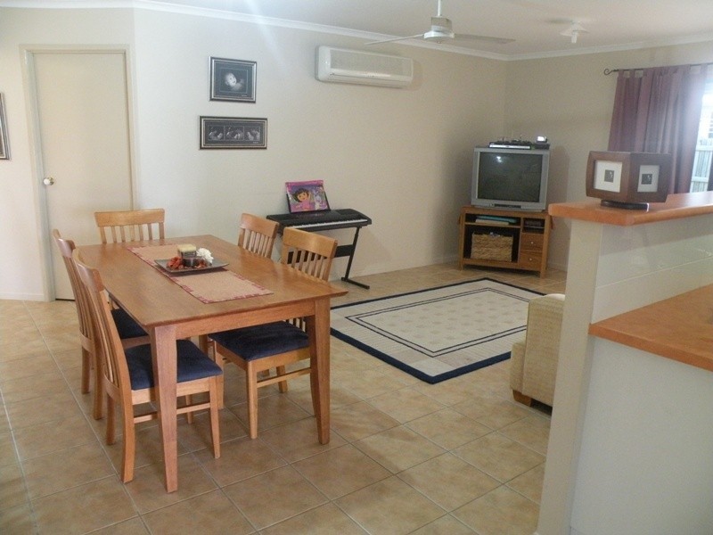 4 Bradco Avenue, Ooralea QLD 4740