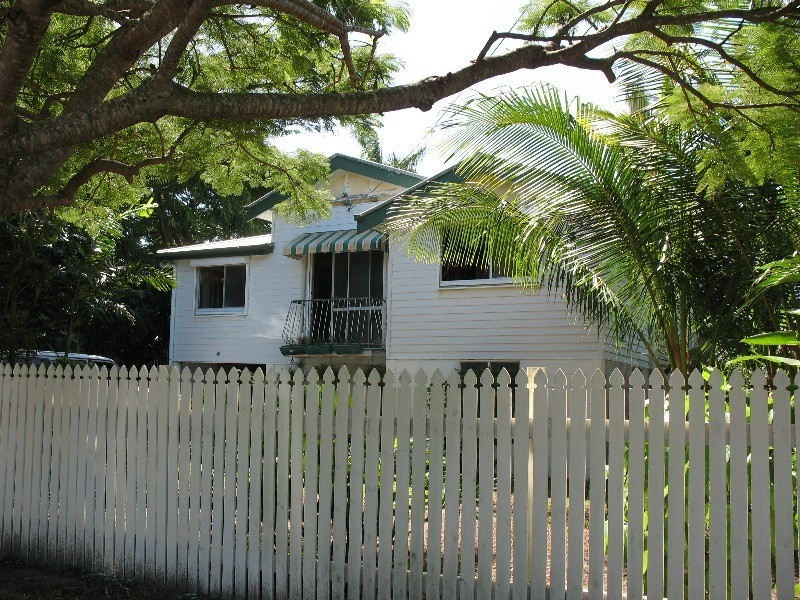 5 Martin Street, North Mackay QLD 4740