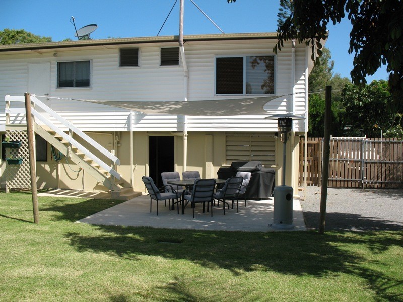 13 Crane Street, Slade Point QLD 4740
