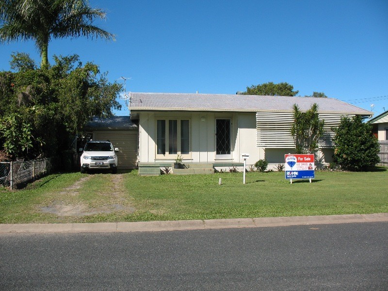 4 Robinson Street, North Mackay QLD 4740