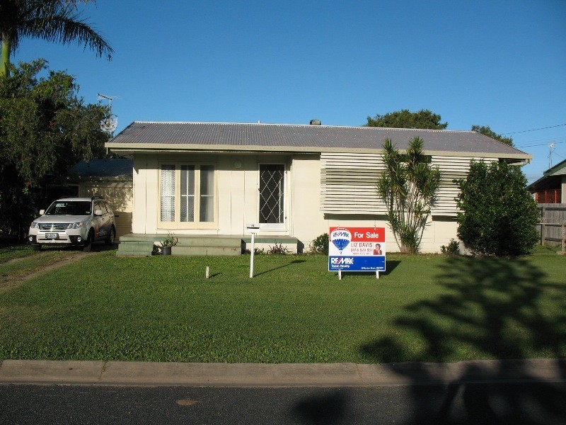 4 Robinson Street, North Mackay QLD 4740