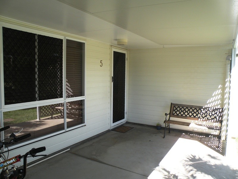 5 Ivy Street, Mirani QLD 4754