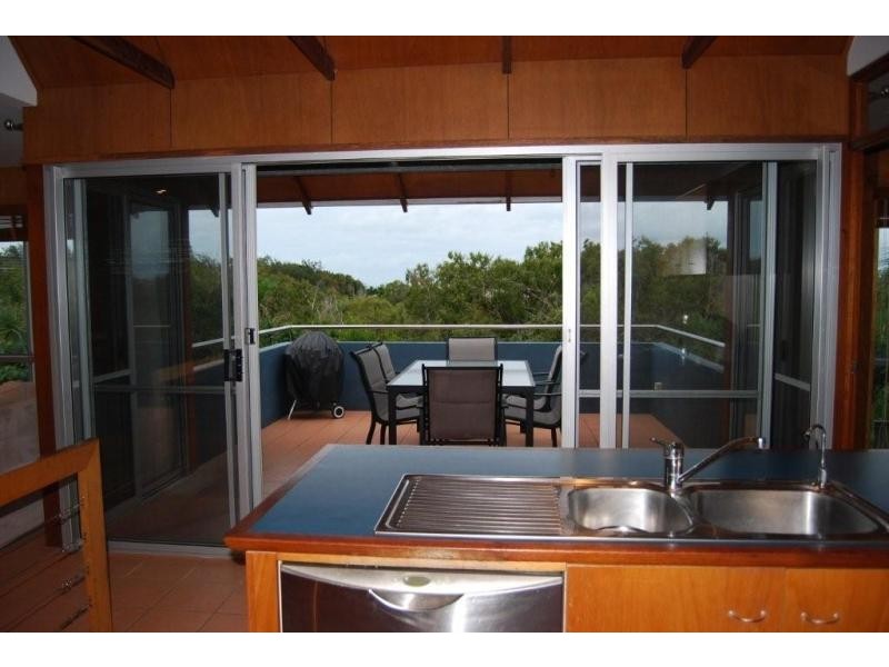 46 Pelican Street, Slade Point QLD 4740