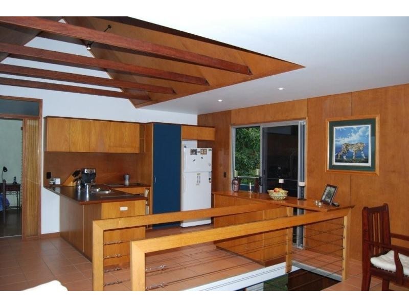 46 Pelican Street, Slade Point QLD 4740