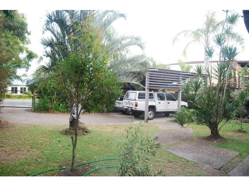 46 Pelican Street, Slade Point QLD 4740