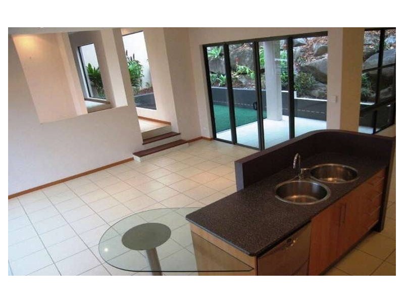 10 Clearvista Crescent, Mount Pleasant QLD 4740