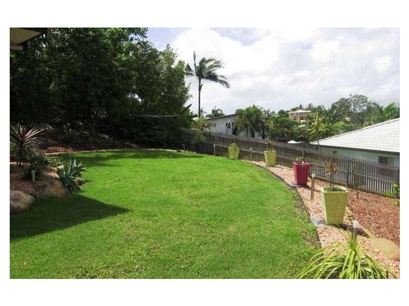 10 Clearvista Crescent, Mount Pleasant QLD 4740