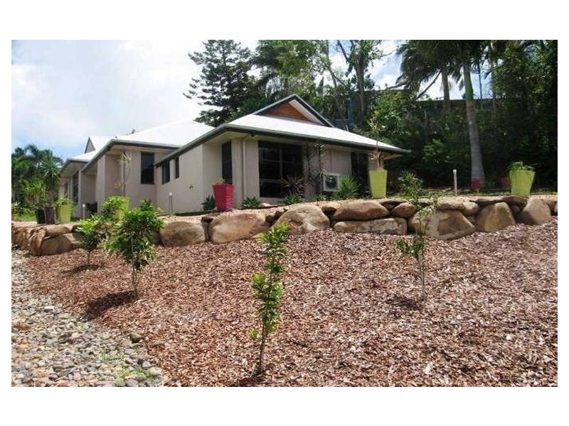 10 Clearvista Crescent, Mount Pleasant QLD 4740