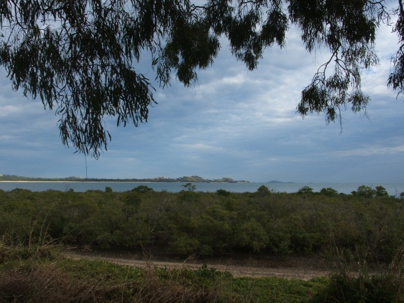 39 Slade Esplanade, Slade Point QLD 4740