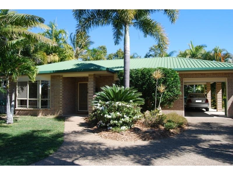 4 Bradman Drive, Glenella QLD 4740