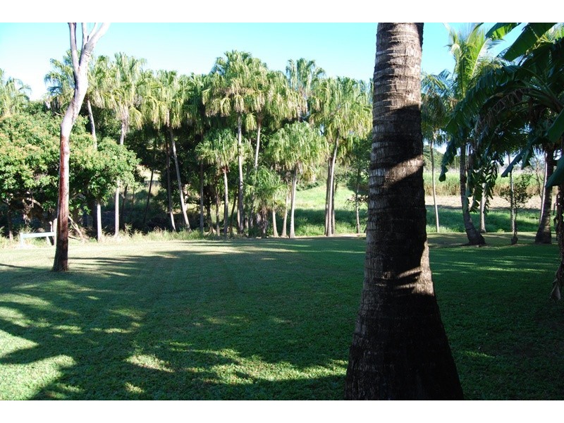4 Bradman Drive, Glenella QLD 4740