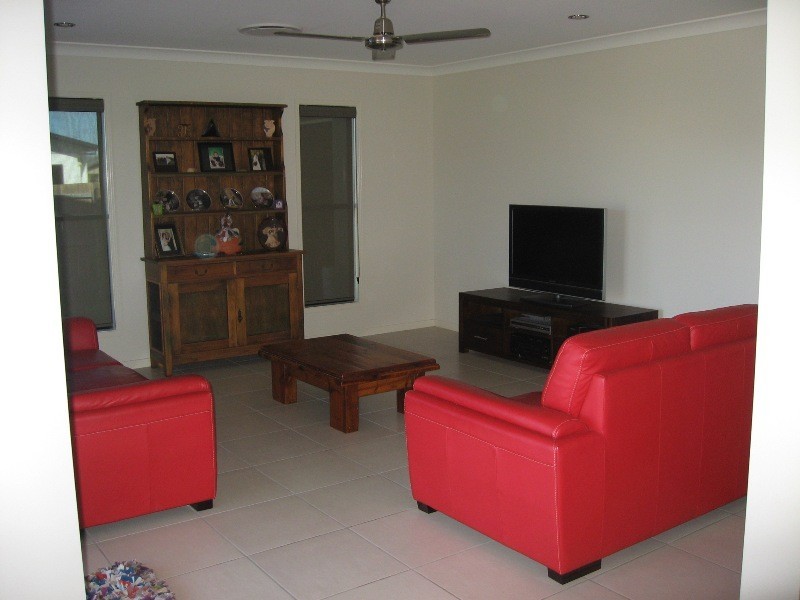 18 Vesta Lane, Ooralea QLD 4740