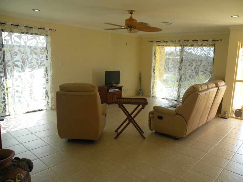17 Jasmine Drive, Blacks Beach QLD 4740