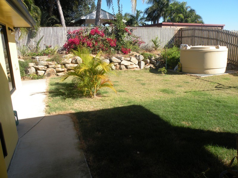 17 Jasmine Drive, Blacks Beach QLD 4740
