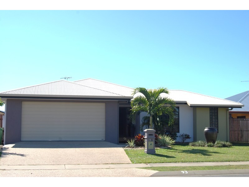 93 Wheeler Drive, Glenella QLD 4740
