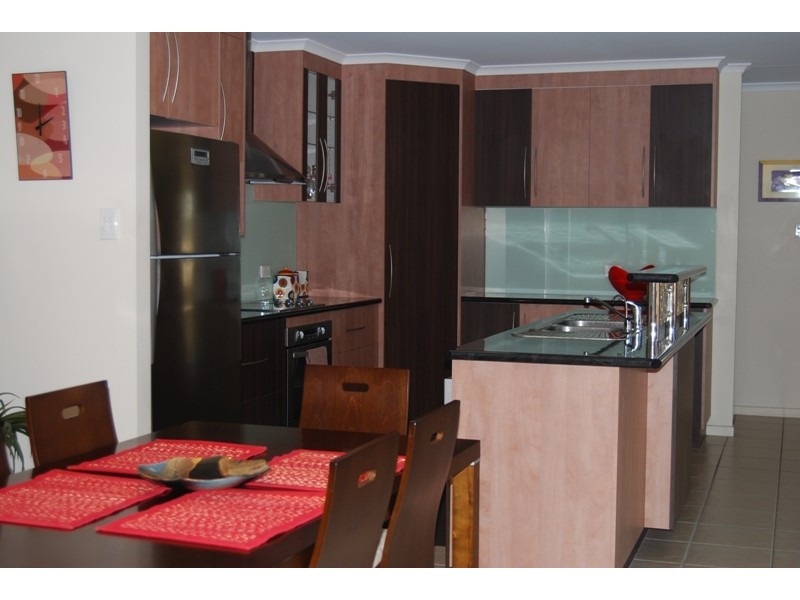 93 Wheeler Drive, Glenella QLD 4740