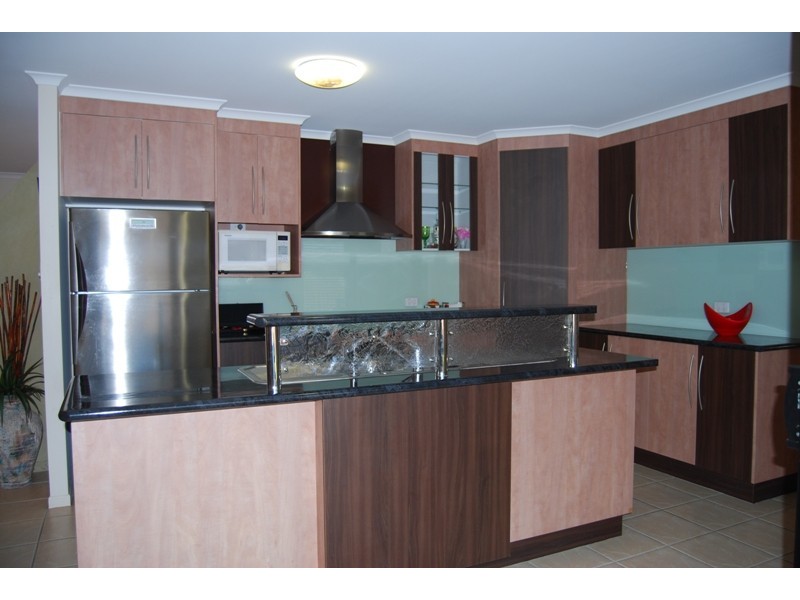 93 Wheeler Drive, Glenella QLD 4740