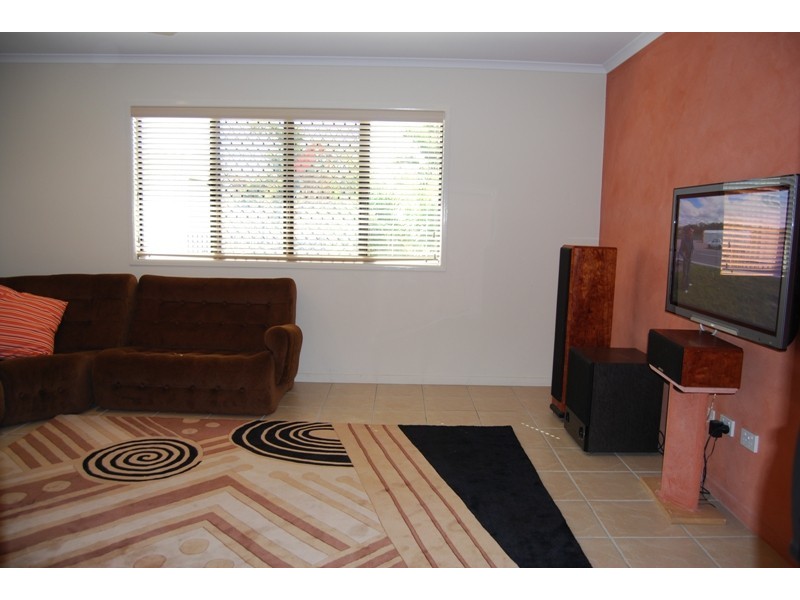 93 Wheeler Drive, Glenella QLD 4740