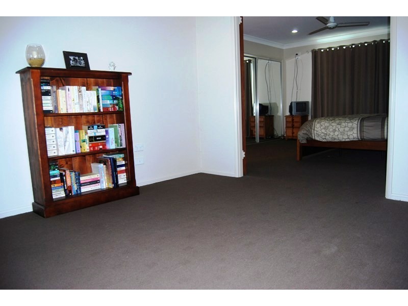 78 Cinnamon Drive, Glenella QLD 4740