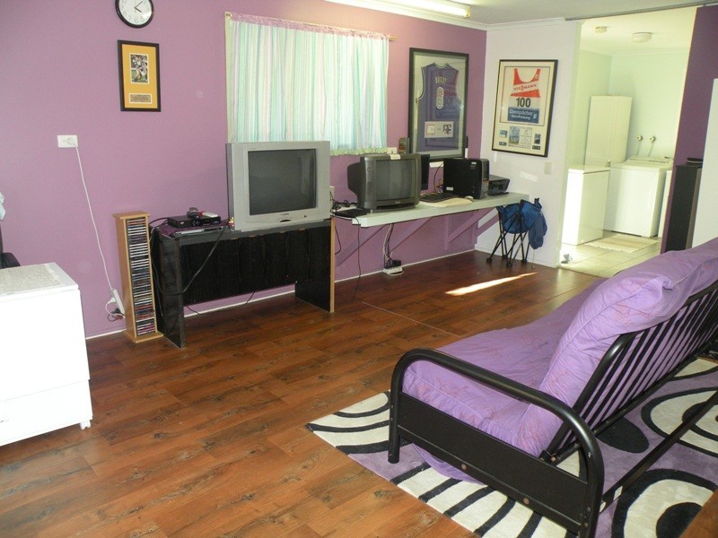 98 Broomdykes Drive, Beaconsfield QLD 4740