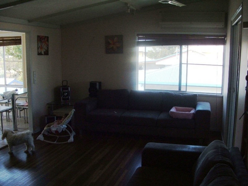 8 Edward Street, South Mackay QLD 4740
