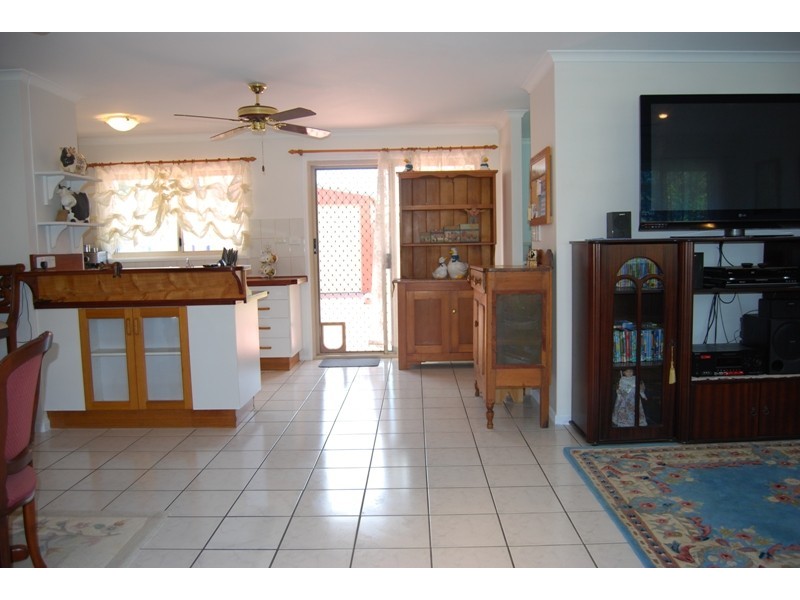 17 Edinburgh Place, Beaconsfield QLD 4740