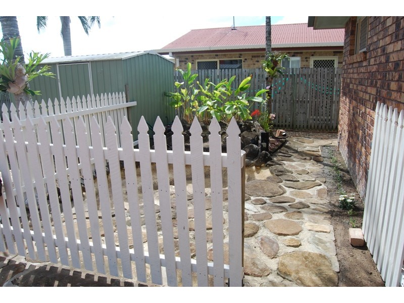 17 Edinburgh Place, Beaconsfield QLD 4740