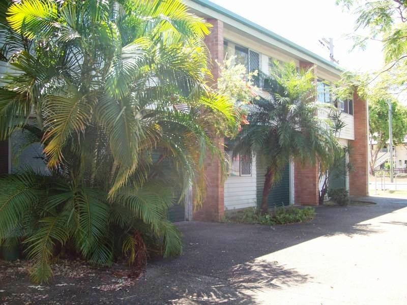 2/82 Evan Street, Mackay QLD 4740