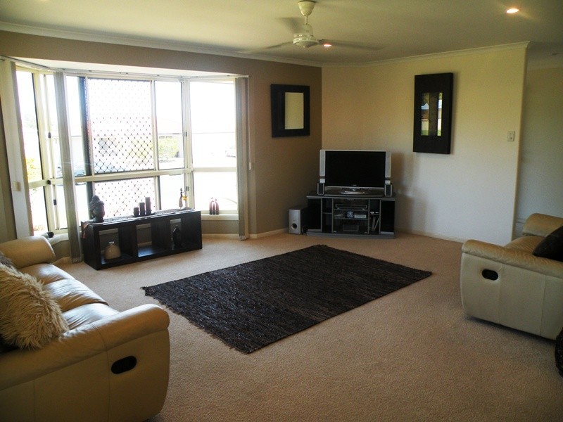 77 Emperor Drive, Andergrove QLD 4740