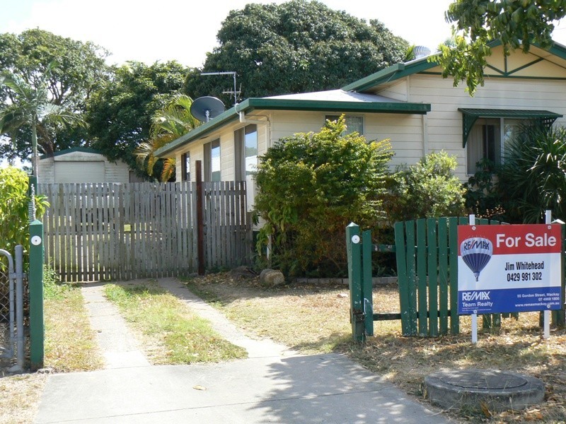 12 Meadow Street, North Mackay QLD 4740