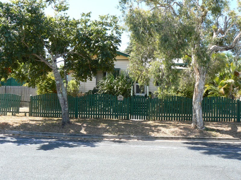 12 Meadow Street, North Mackay QLD 4740