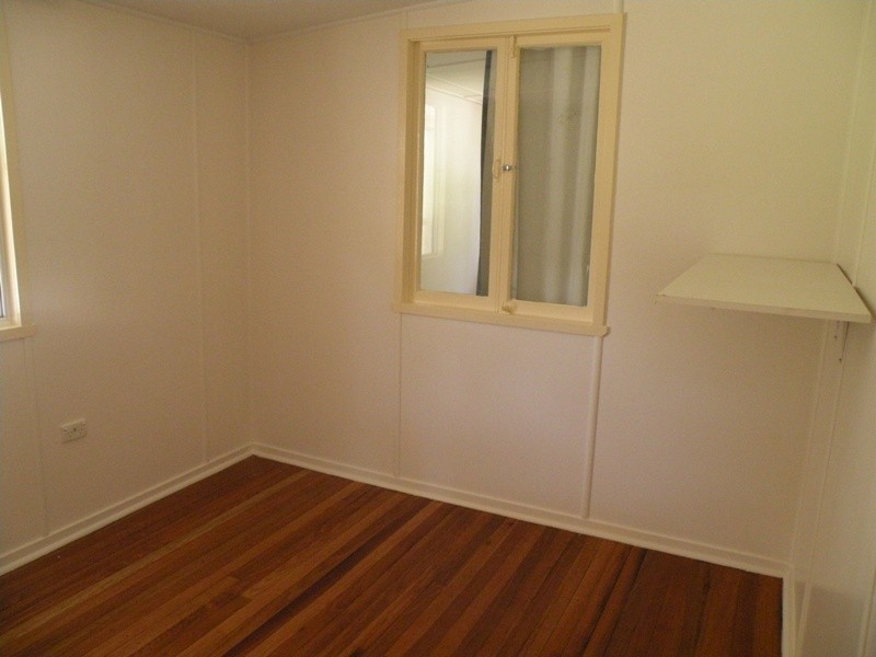 4 Marsh Street, East Mackay QLD 4740