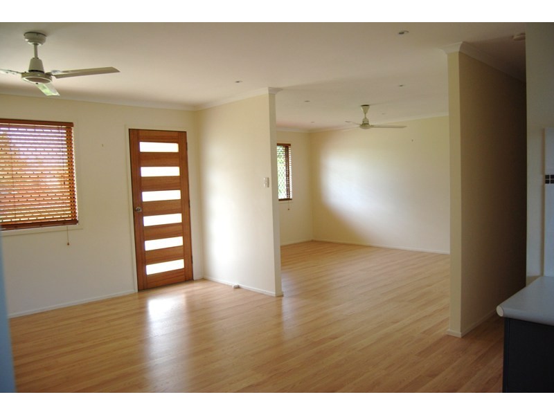 10 Nicklin Drive, Beaconsfield QLD 4740