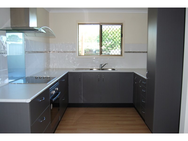 10 Nicklin Drive, Beaconsfield QLD 4740