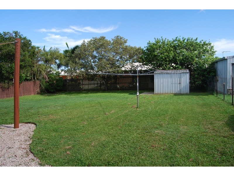 10 Nicklin Drive, Beaconsfield QLD 4740