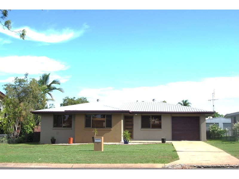 10 Nicklin Drive, Beaconsfield QLD 4740