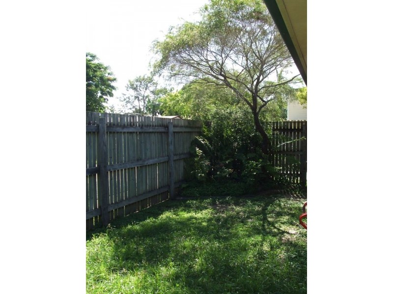 25 McKenney Street (Units 1 and 2), South Mackay QLD 4740