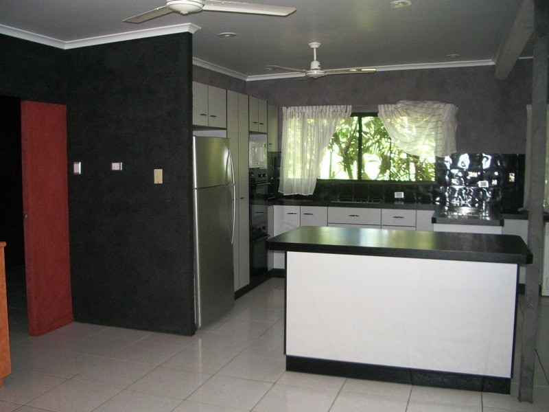 12 Teanna Court, Eimeo QLD 4740