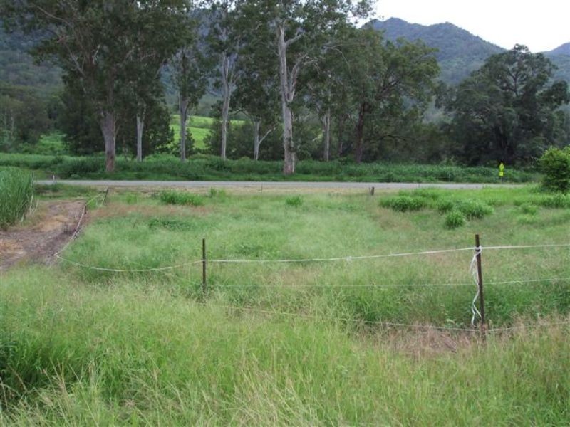 6395 Mackay Eungella Road, Netherdale QLD 4756