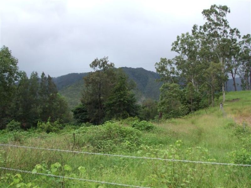 6395 Mackay Eungella Road, Netherdale QLD 4756