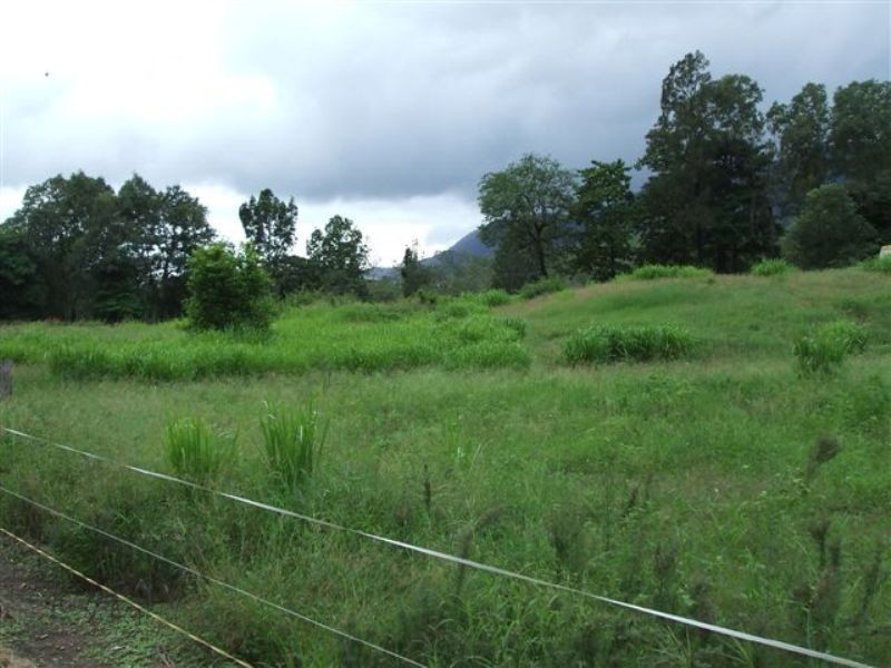 6395 Mackay Eungella Road, Netherdale QLD 4756
