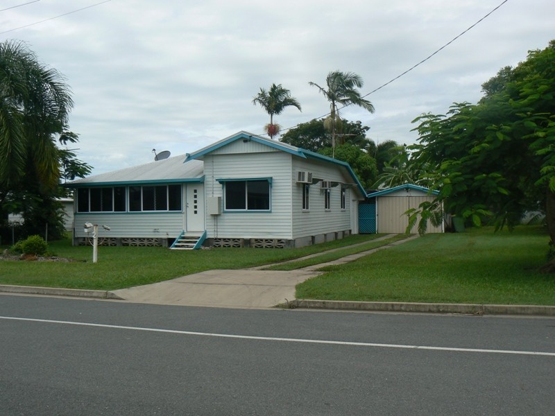 2 Queen Street, North Mackay QLD 4740
